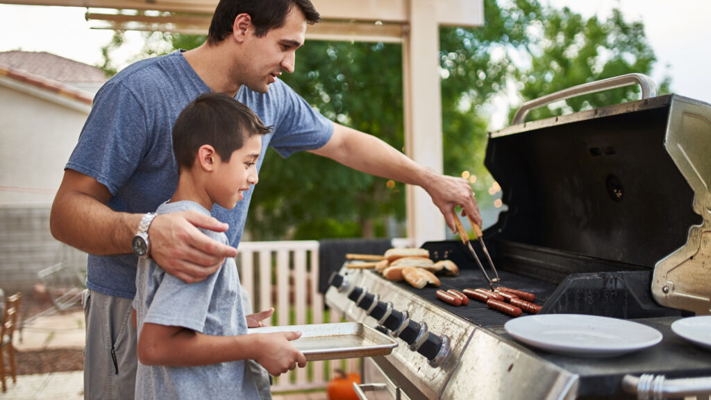 How to Clean a Gas Grill - Safety Tips